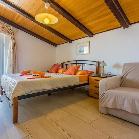 Apartman In With Sea View, Terrace, Air Conditioning, W-lan 4626-3 Crikvenica
